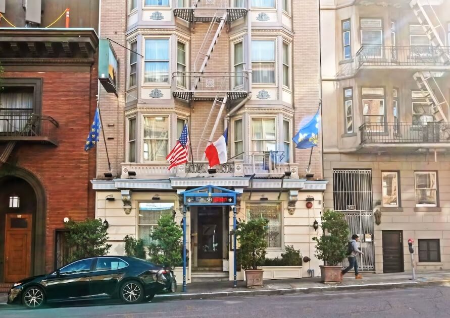 Cornell Hotel de France