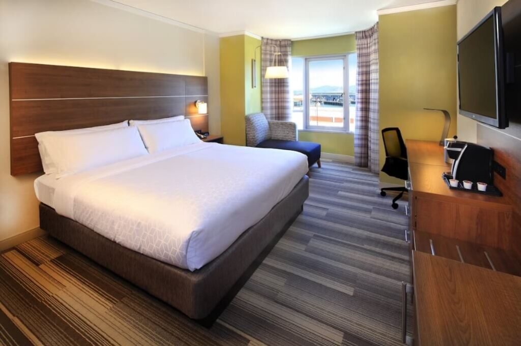 Holiday Inn Express and Suites Fisherman's Wharf by IHG