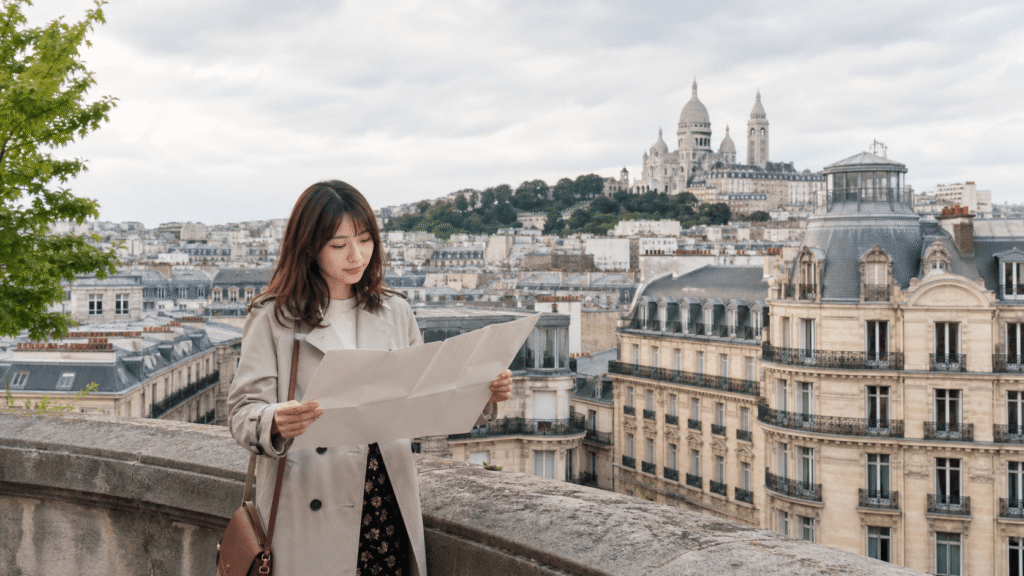 Compare 11 recommended hotels in the Montmartre area.