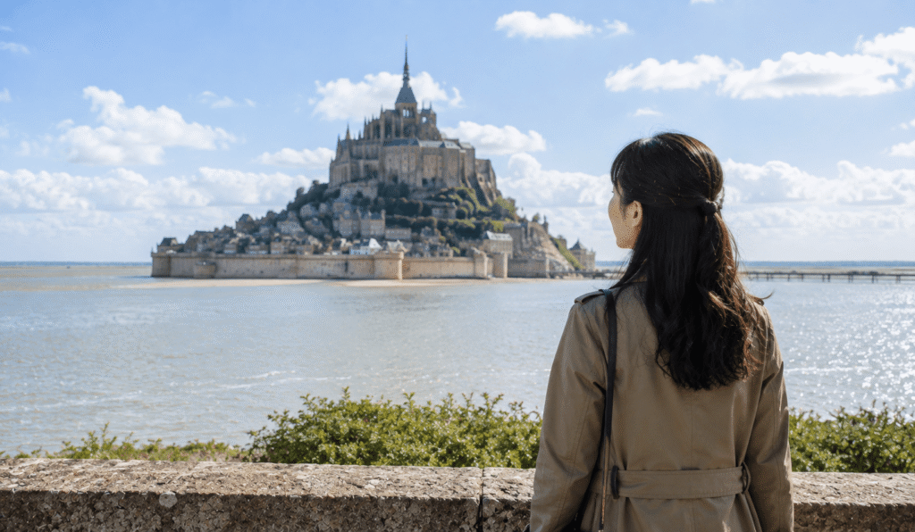 Which is recommended for Mont-Saint-Michel: a day trip or an overnight stay?