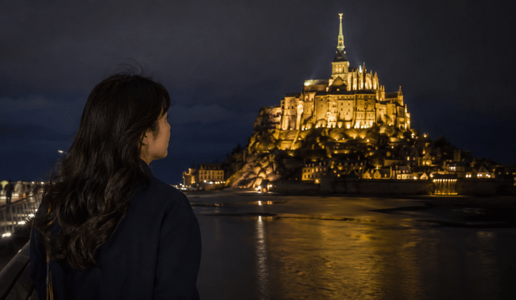 If you stay overnight at Mont-Saint-Michel, you can enjoy the tranquility after the tourists have left.